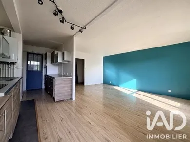 Apartment in Eysines (33320)