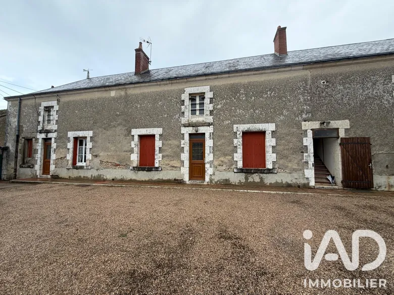 Maison 8 pièces 220 m² · à Villerbon · 220 m² · 189 900 €