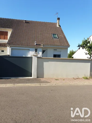 Detached house in Saint-Florentin (89600)