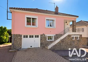 Townhouse in Saint-Vallier (71230)