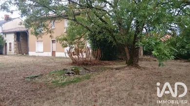 Maison à Mairé-Levescault (79190)