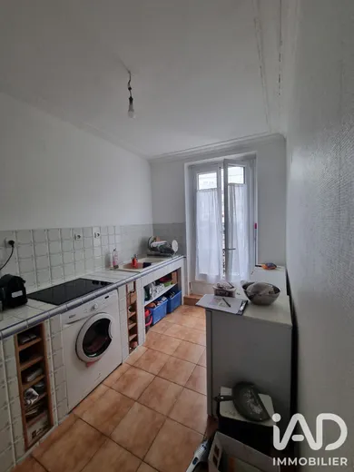 Apartment in Paris (75019)