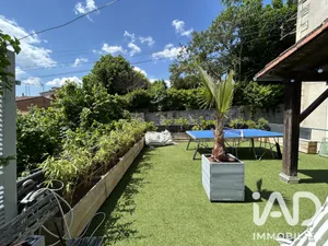 Townhouse in Niort (79000)
