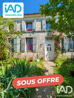 Village house in Berneuil (17460)