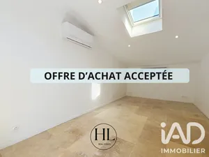 Apartment in Hyères (83400)
