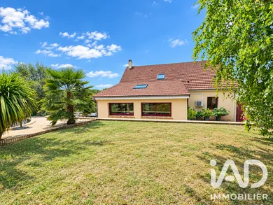 House in Houx (28130)