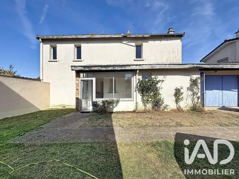 Maison 5 pièces 114 m² · à Varennes-en-Argonne · 114 m² · 65 000 €