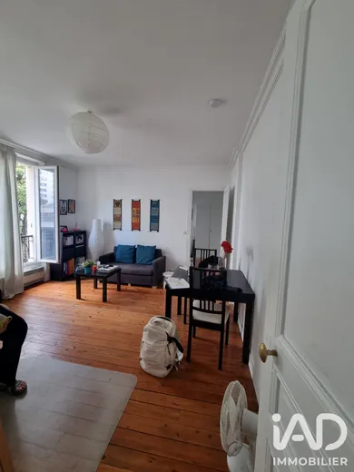 Apartment in Paris (75019)