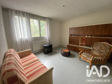 Appartement à Sainte-Geneviève-des-Bois (91700)