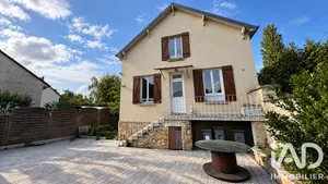 Maison à Méry-sur-Oise (95540)
