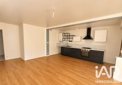 Apartment in Saint-Jacques-de-la-Lande (35136)