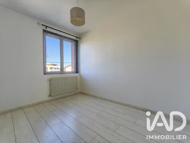 Apartment in Romans-sur-Isère (26100)