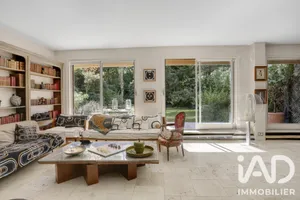 Appartement à Saint-Cloud (92210)