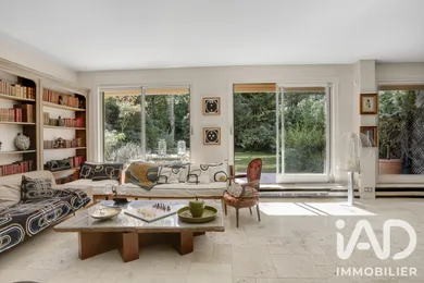Appartement à Saint-Cloud (92210)