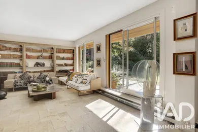 Appartement à Saint-Cloud (92210)
