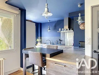 Apartment in Bourg-en-Bresse (01000)