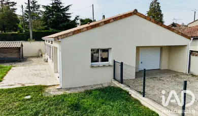 Detached house in La Rochette (16110)