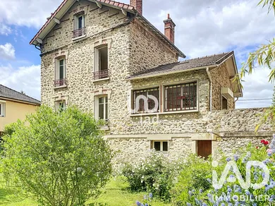 Mansion in Lagny-sur-Marne (77400)