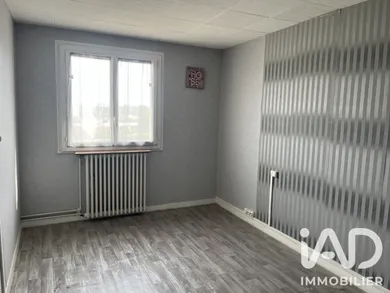 Apartment in Paron (89100)