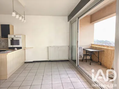 Apartment in Saint-Chamond (42400)