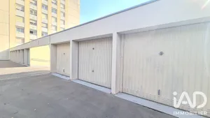 Garage à Poitiers (86000)