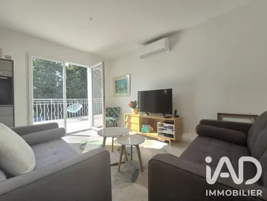Appartement à Le Thor (84250)