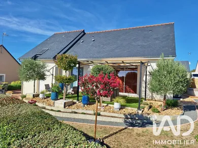 Pavillon à Allonnes (49650)