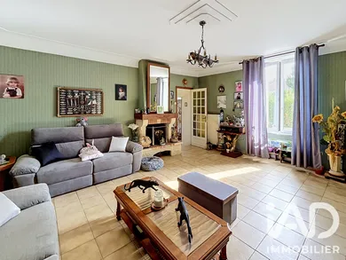 Maison de village à Saint-Gervais-les-Trois-Clochers (86230)