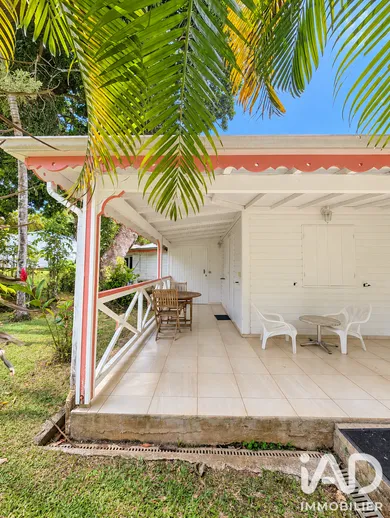 Bungalow à Petit-Bourg (97170)