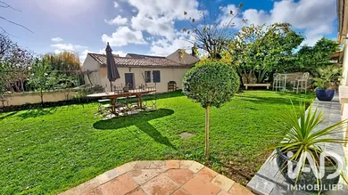 Domaine à Saint-Ciers-sur-Gironde (33820)