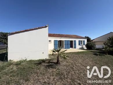 Maison à Angles (85750)