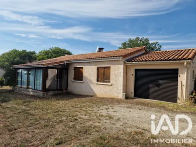 Maison à Nontron (24300)