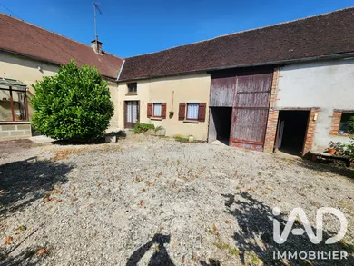 Maison de village à Germigny (89600)