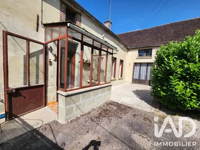 Maison de village à Germigny (89600)