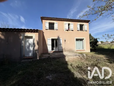 Maison traditionnelle à Monteux (84170)