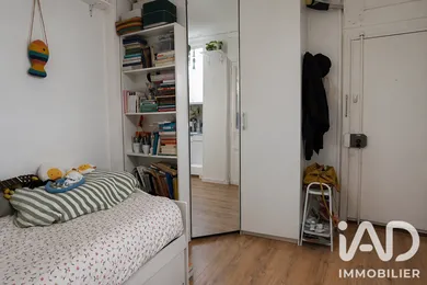 Apartment in Paris (75019)