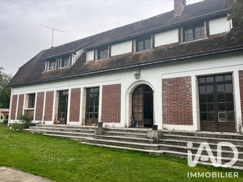 Maison 7 pièces 210 m² · à Hébécourt · 210 m² · 233 000 €