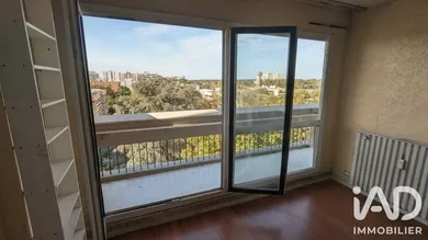 Apartment in Évry (91000)