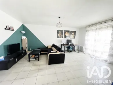 Appartement à Saint-Pierre-du-Perray (91280)