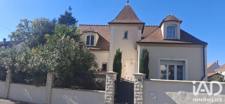 Maison 5 pièces 177 m² · à Claye-Souilly · 177,4 m² · 650 000 €