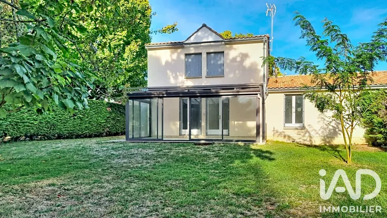 Maison 4 pièces 98 m² · à Jonzac · 98 m² · 205 000 €