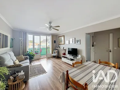Apartment in Livry-Gargan (93190)