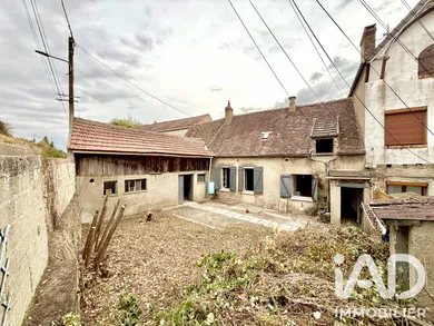 Maison de ville à Pont-sur-Yonne (89140)