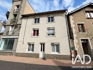 Maison à Saint-Chély-d'Apcher (48200)
