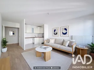 Apartment in Chessy (77700)