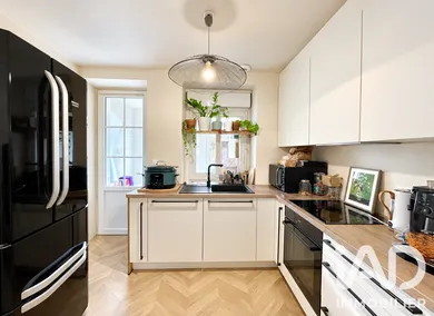 Townhouse in Saint-Nicolas-de-la-Grave (82210)