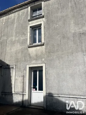 Immeuble à Saint-Mesmin (85700)