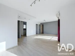 Appartement à Hyères (83400)