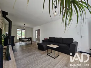 House in Lombron (72450)