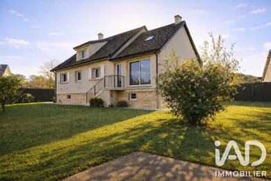 Maison traditionnelle à Sainte-Geneviève (60730)